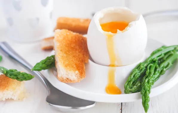 Яйцо, завтрак, тост, спаржа, всмятку