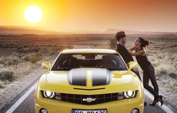 Картинка дорога, car, авто, небо, девушка, солнце, Chevrolet, Машина