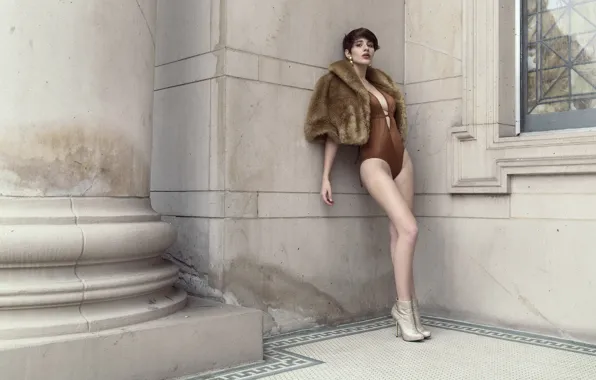 Девушка, стена, elle