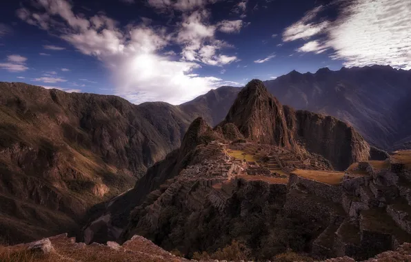Картинка небо, облака, горы, город, руины, Анды, Южная Америка, Мачу-Пикчу