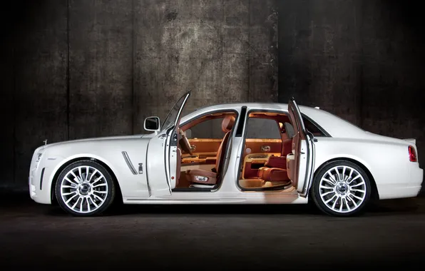 Картинка Rolls-Royce, 2010, Mansory, Limited, White Ghost, Mansory Rolls-Royce White Ghost Limited