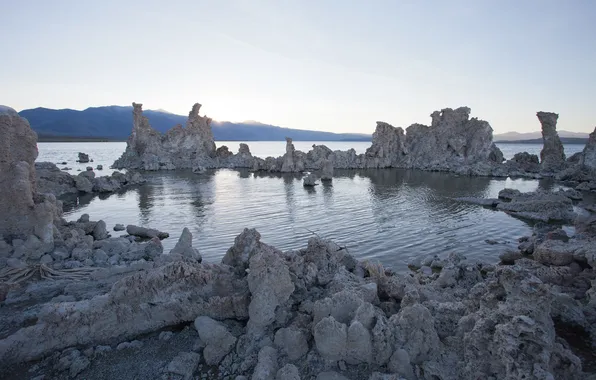 Картинка вода, озеро, камни, холмы