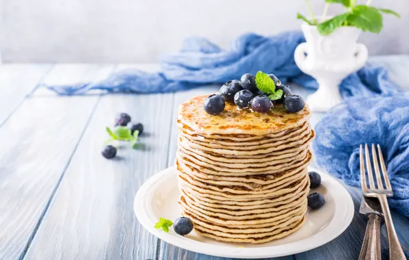Ягоды, черника, мед, блины, pancakes