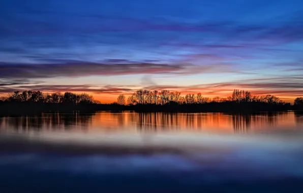 Картинка небо, облака, деревья, закат, отражение, река, берег, Англия