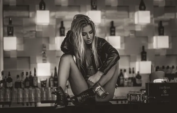 Фото, модель, Девушка, бар, черно-белое, Angela, виски, Jack Daniel’s