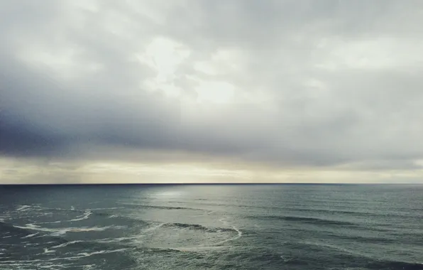 Waves, sea, clouds, horizon, sunlight, rainy