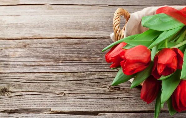Картинка любовь, цветы, корзина, букет, тюльпаны, red, love, wood