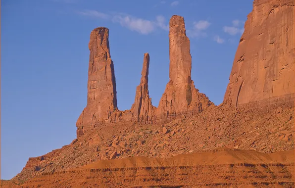 Скалы, юго-запад США, долина монументов скалы, &ampquot;Три Сестры &ampquot;