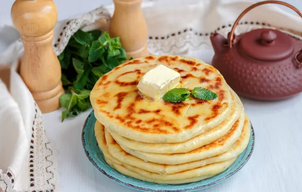 Масло, чайник, лепешки