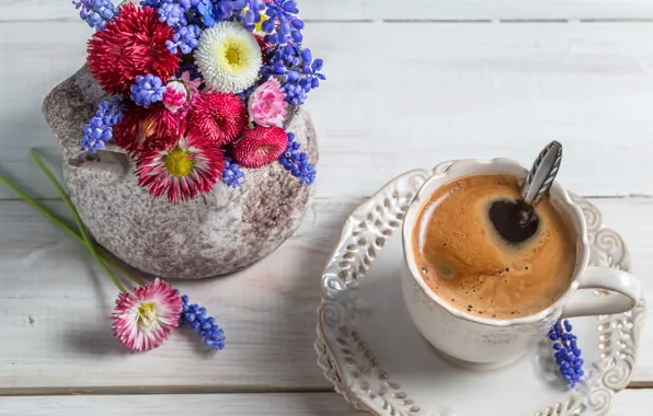 Цветы, кофе, чашка