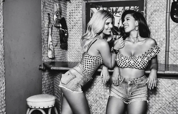 Чёрно-белое, Natasha Oakley, Devin Brugman