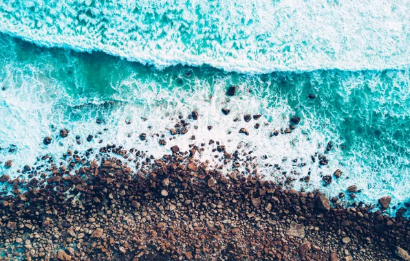 Море, камни, волна, дрон
