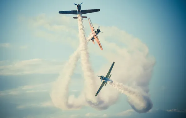 Sky, planes, clouds, kumo, 2015 Sony World Photography Awards, Bucharest airshow, Cioplea Vlad