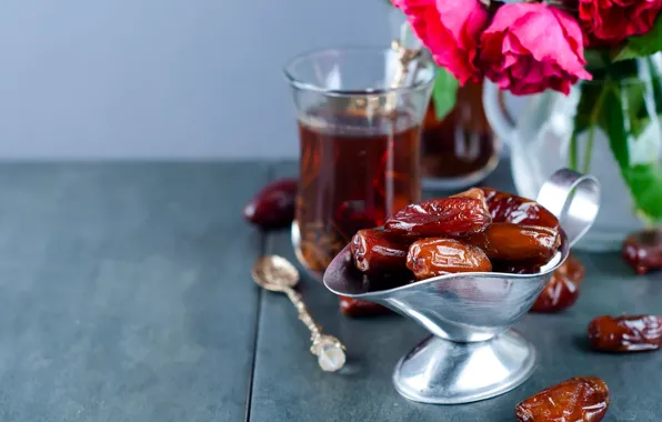 Чай, розы, финики
