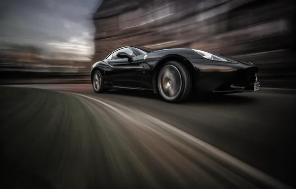 Движение, скорость, Ferrari California