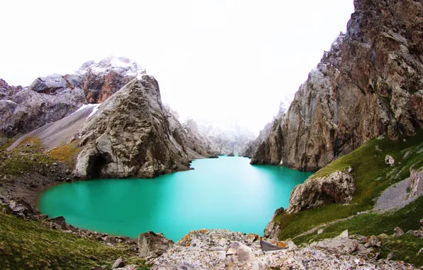 Вода, озеро, Горы, трава. зелень