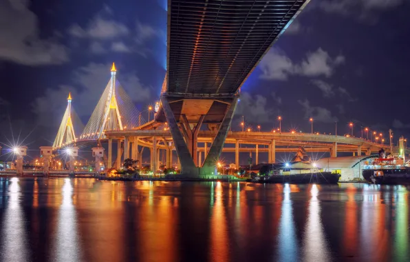 Картинка ночь, мост, огни, отражение, река, подсветка, фонари, Таиланд