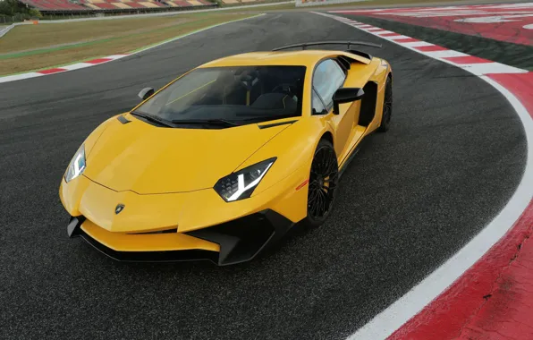 Картинка Lamborghini, yellow, Aventador, Superveloce, LP-750