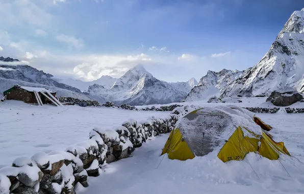 Картинка холод, снег, горы, вершины, палатка, Wolfgang Lutz