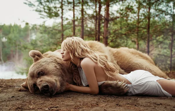 Картинка девушка, медведь, Маша Глущук, Ира Морозова