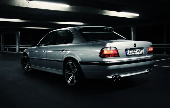 Тюнинг БМВ Е38 · Купить тюнинг BMW E38