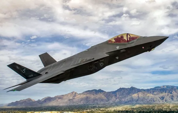 ВВС США, истребитель-бомбардировщик, Lightning II, F-35, Lockheed Martin