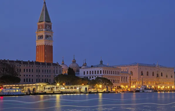 Картинка огни, башня, дома, Италия, Венеция, канал