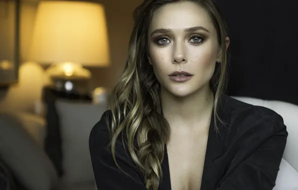 Картинка взгляд, девушка, портрет, макияж, красивая, Elizabeth Olsen