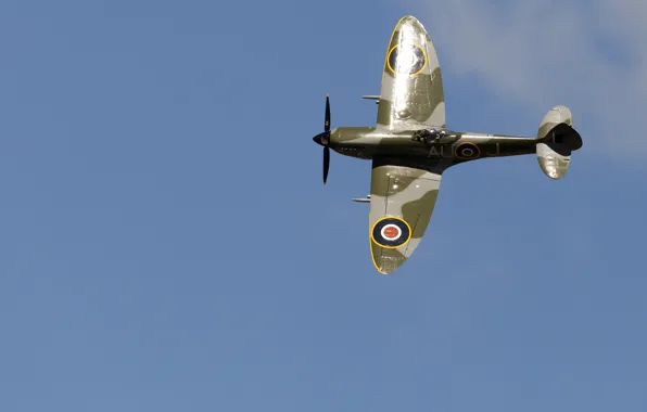 Картинка полет, истребитель, аэродром, Spitfire, Mk XVI