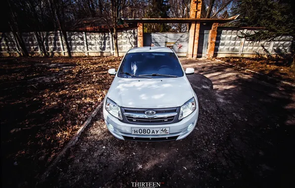 White, lada, granta, thirteen