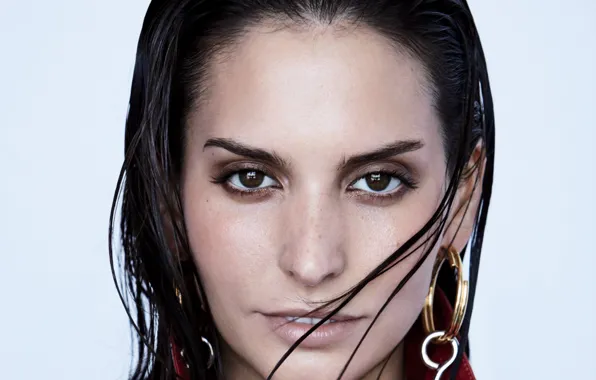 Портрет, актриса, Genesis Rodriguez