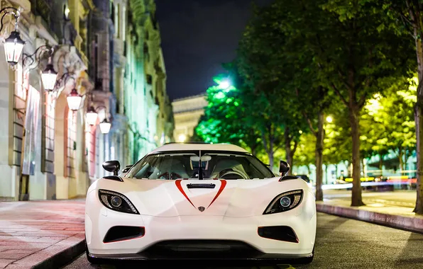 Картинка ночь, город, огни, Koenigsegg, AgeraR