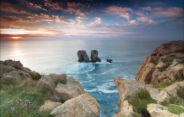 Море, небо, облака, скалы