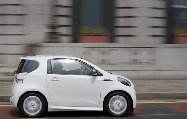 Aston Martin, хэтчбек, Cygnet
