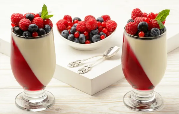 Ягоды, крем, десерт, Panna cotta, Oleg Bannikov
