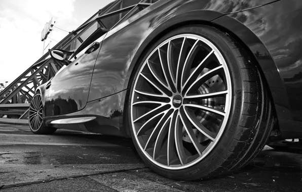 Картинка BMW, колеса, черный и белый