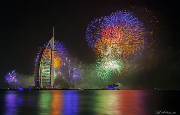 Картинка ночь, огни, новый год, Дубаи, фейерверк, отель, ОАЭ, Burj Al Arab