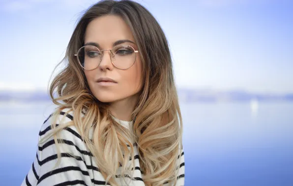 Картинка girl, beautiful, women, glasses