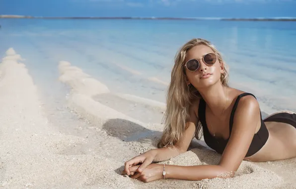 Girl, beach, beautiful, model, blonde, swimsuit, sunglasses