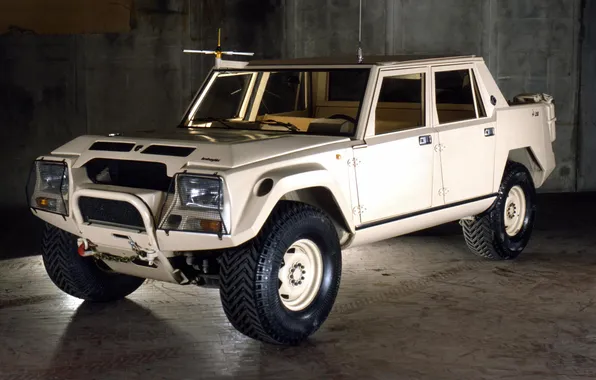 Lamborghini, внедорожник, Lamborghini LM002