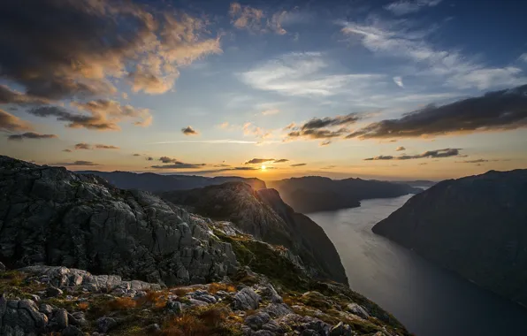 Картинка скалы, Норвегия, фьорд