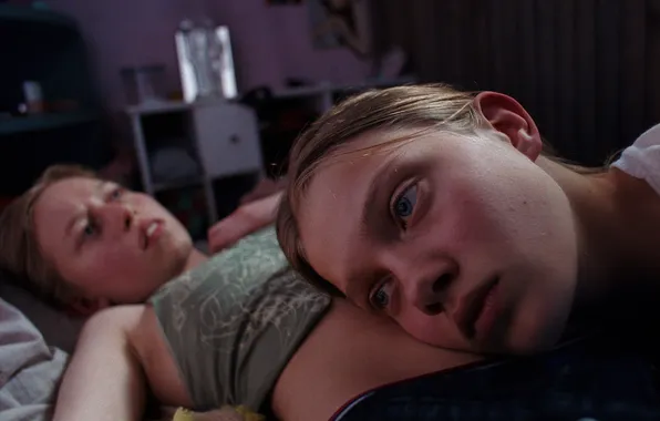 Face, room, Toxic, beauty girl, two babes, cinematic