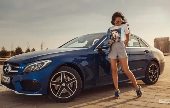 Машина, авто, девушка, поза, модель, шорты, Mercedes-Benz, футболка
