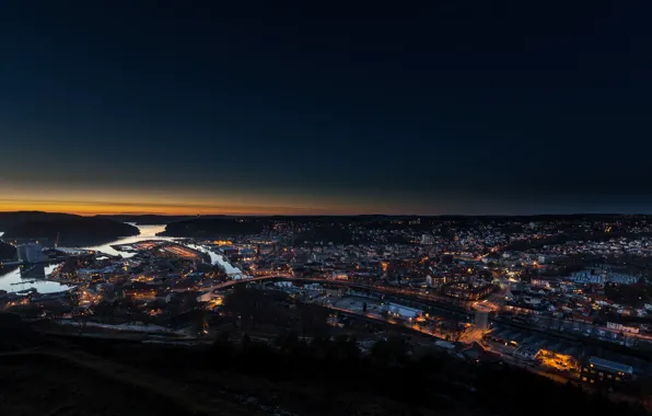 Картинка ночь, огни, Норвегия, Халден, Halden