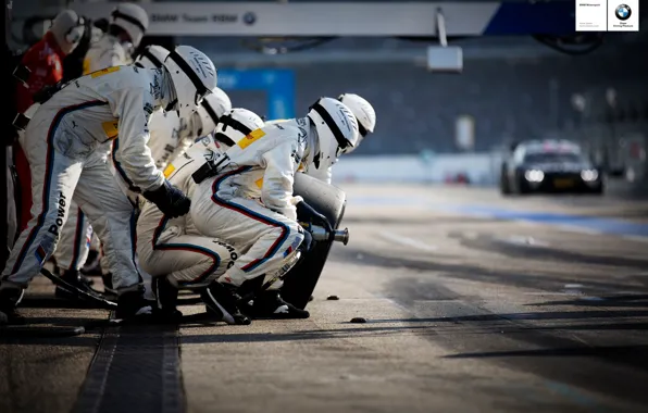 BMW, racecar, team, 2013, pitstop