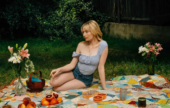 Shorts, legs, blonde, picnic, t-shirt, necklace, clothes, Ashley Nash