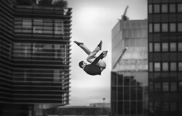 Картинка город, прыжок, полёт, Dimitri Petrowski
