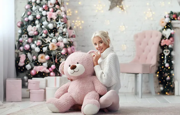 Картинка девушка, настроение, медведь, Новый год, ёлка, свитер, плюшевый мишка, Dmitry Arhar