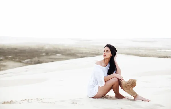 Girl, blouse, legs, hat, eyes, lips, hair, sunny