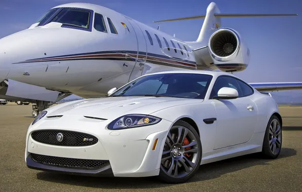 Картинка белый, небо, Jaguar, Ягуар, суперкар, самолёт, передок, Gulfstream